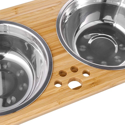 FOREYY Raised Pet bowls for Small and Medium Dogs, Bamboo Elevated Dog Cat Food and Water Bowls Stand Feeder with 2 Stainless Steel Bowls and Anti Slip Feet (New 7'' Tall)